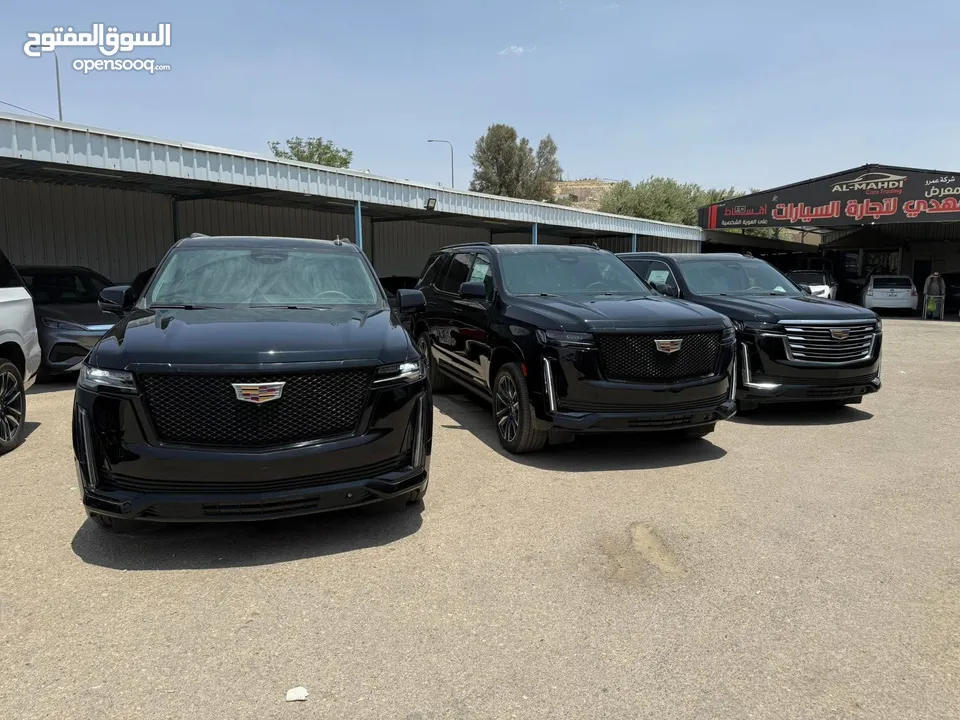 مجموعة كاديلاك اسكاليد 2023 صفر كيلو  وارد امريكي للبيع