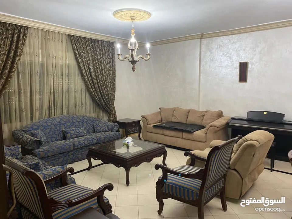 شقة للايجار في ام السماق بالقرب من مكة مول / الرقم المرجعي : 13234