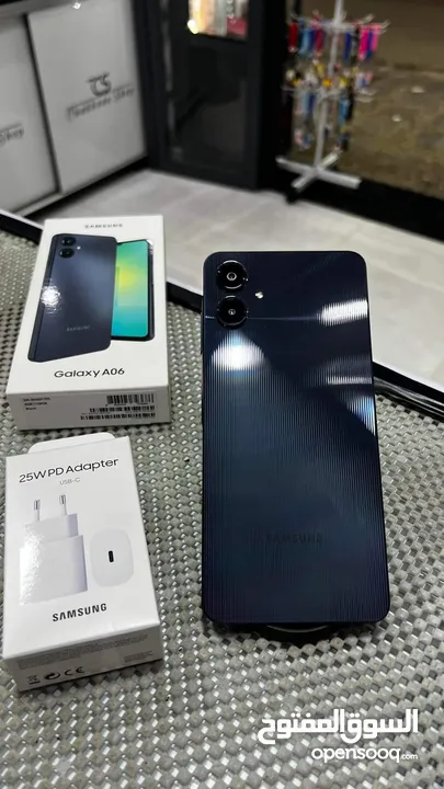 مستعمل ايام Samsung A06 رام  8 و 12 جيجا 64 و 128 أغراضة والكرتونه الأصلية متوفر توصيل