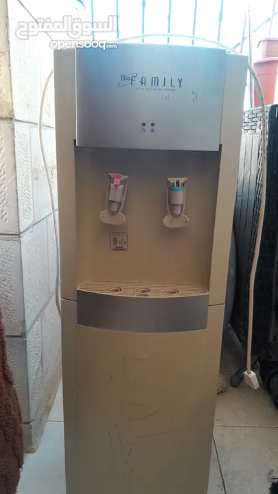 كولر ماء بحاله جيده