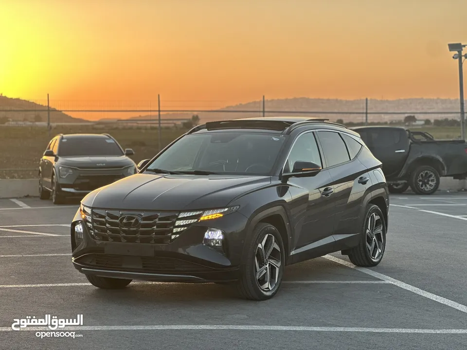 هونداي توسان/2022 Plug In فل الفل فتحة سقف بانوراما  4x4 ///271Hp   ( Haybrid) 1600cc