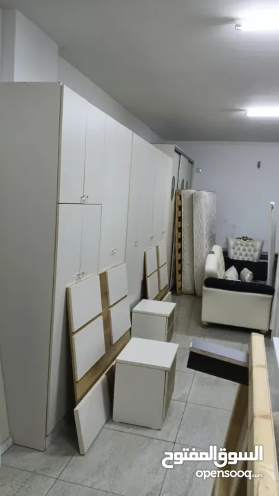 غرفة نوم خشبي راقية مميزة بوجود خزانة عشر دفات 6+2