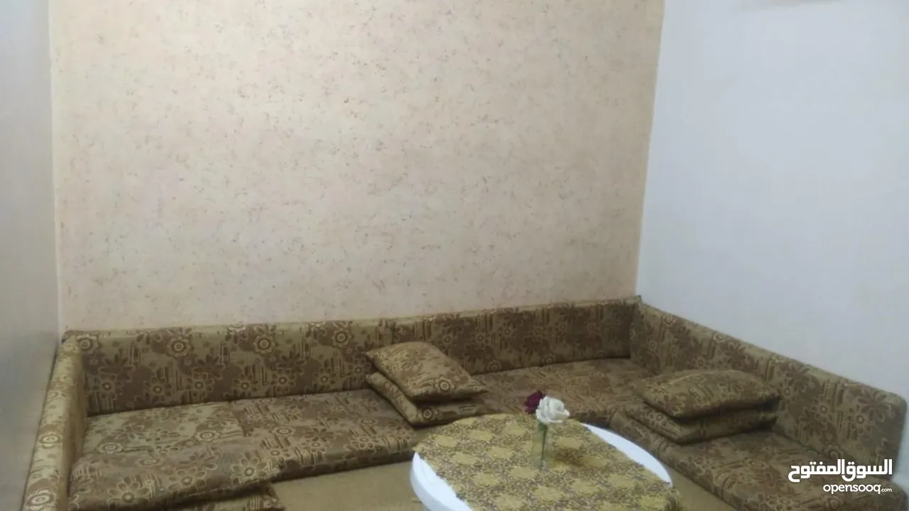 شقة ارضية للبيع