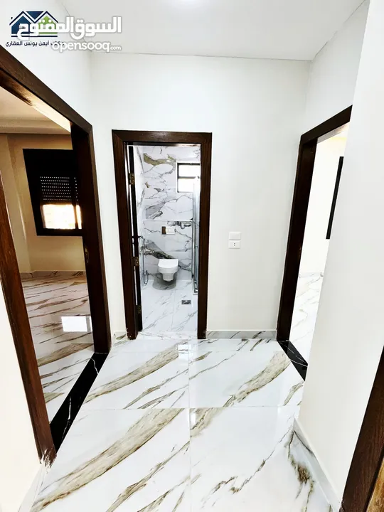 شقة للبيع اقساط ((بدفعة 15الف)) ((واقساط شهرية (500)) في اجمل مناطق جبل المغير -البتراوي -الزرقاء