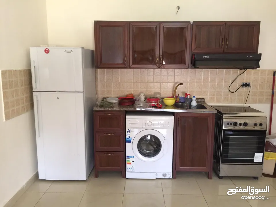 شقة مفروشة للايجار بالقرب من البوابة الشمالية للجامعة الاردنية
