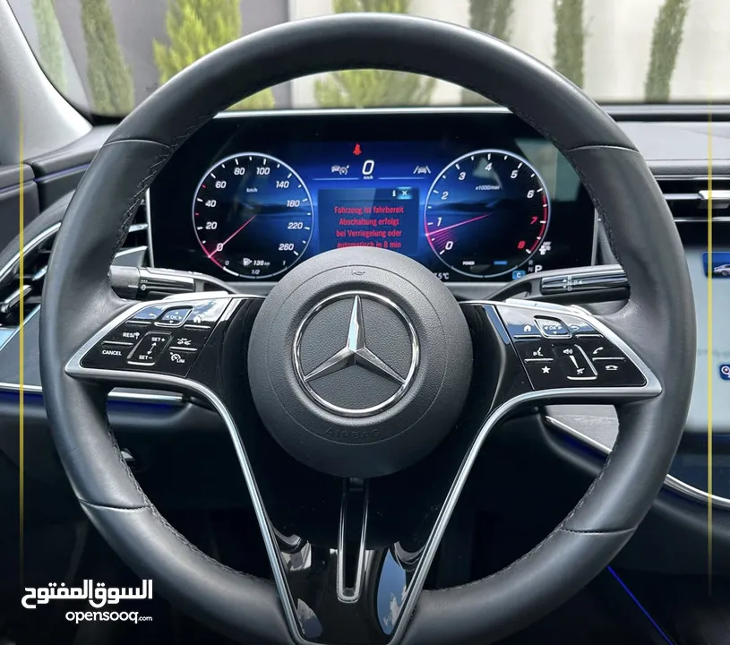 ‎مرسيدس - Mercedes-Benz E 200 Mild Hybrid - بانوراما