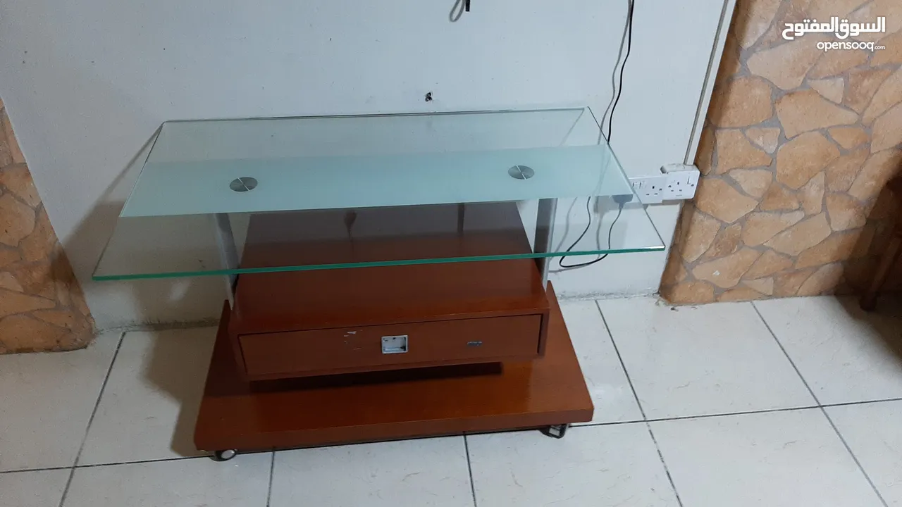 tv table with drawer