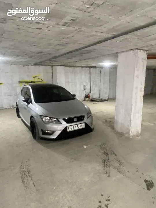 سيات ليون للبيع