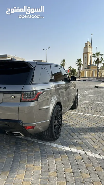 Range Rover sport supercharged V8 (2019)