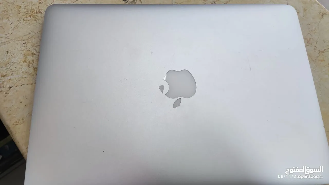 MacBook Air (13-inch, 2017)