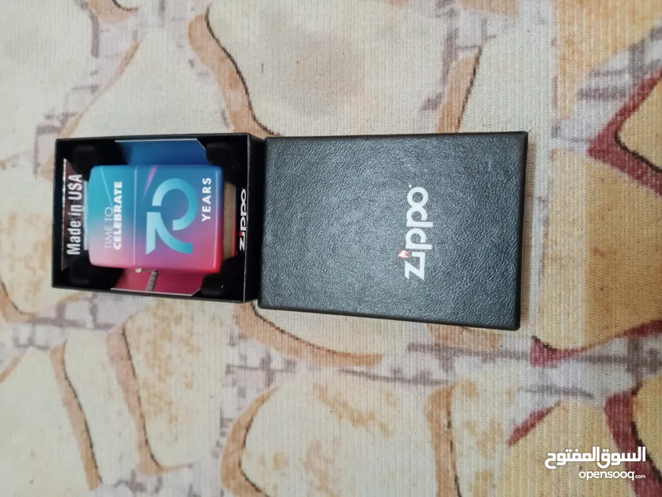 ولاعة زيبو Zippo هي ولاعة معدنية قابلة لإعادة الاستخدام من إنتاج شركة زيبو مانوفاكتشرينج في برادفورد