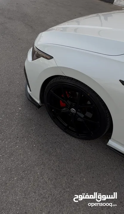 Golf Mk8 R Lian
