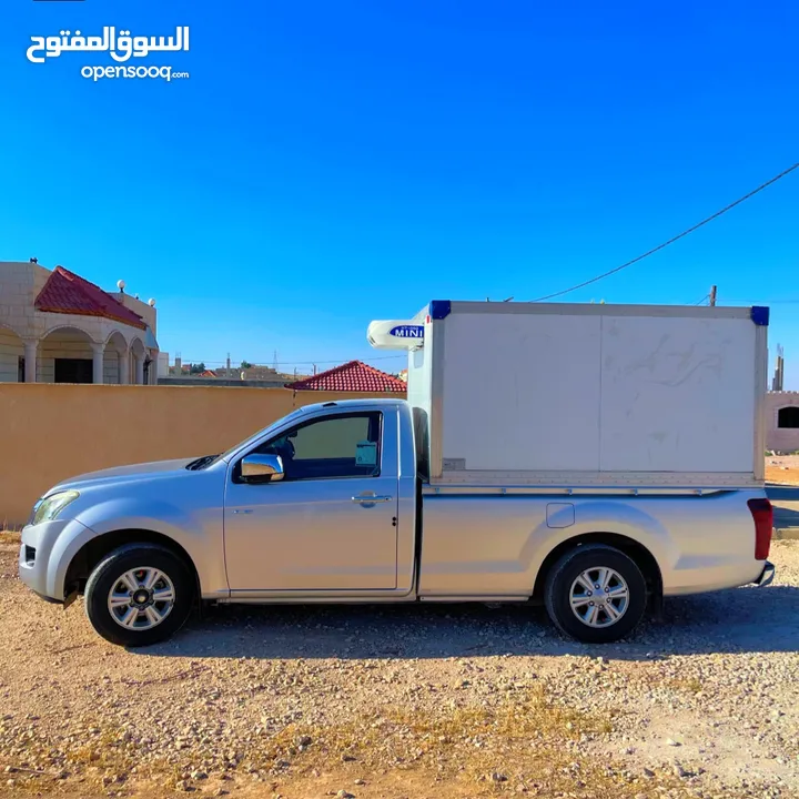 ISUZU  بيك اب ايسوزو 2015 + ثلاجة تبريد