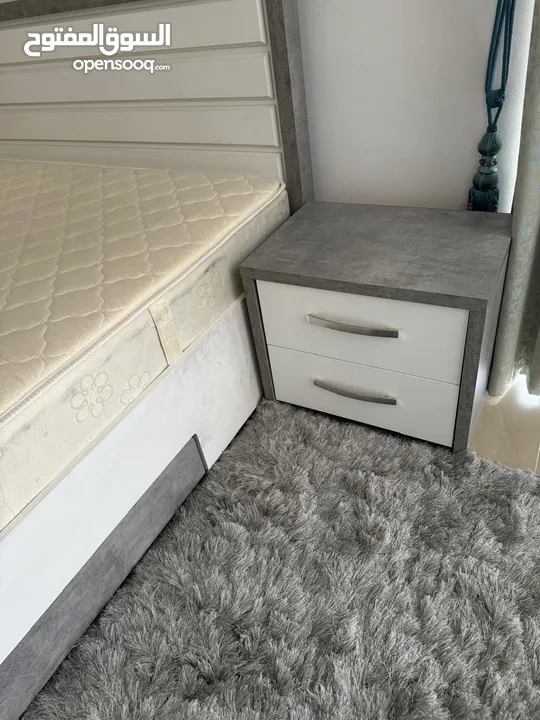 King size bedroom full set