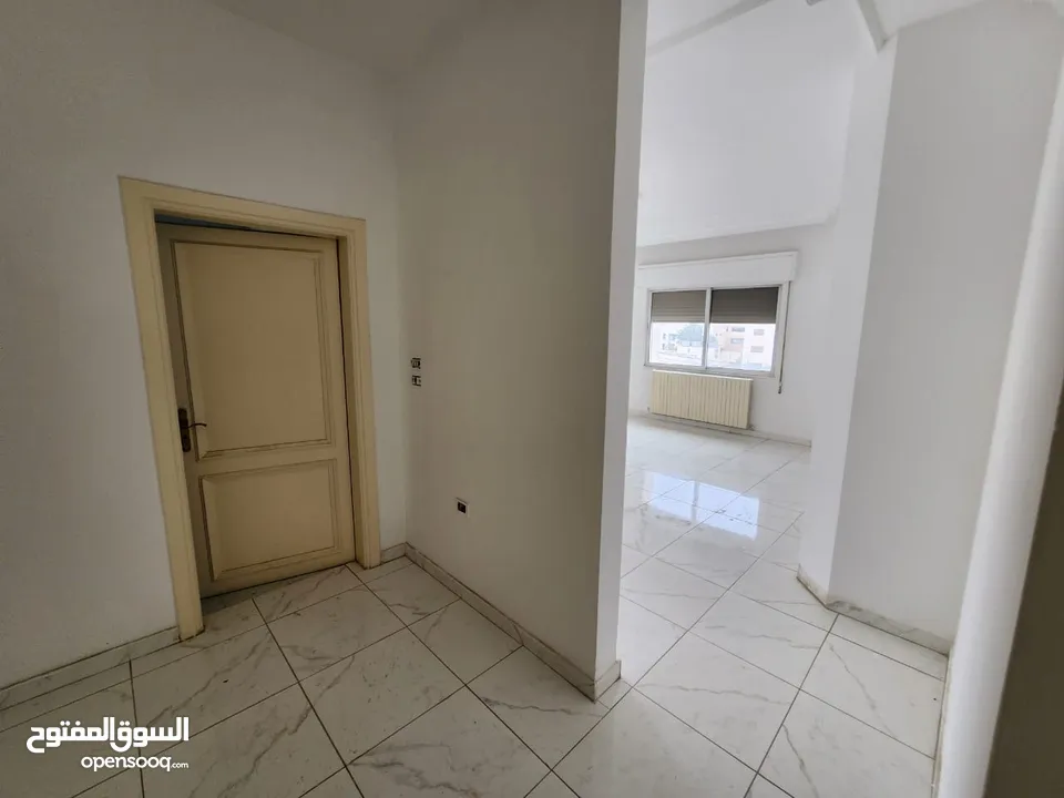شقة طابقية للبيع او للإيجار في عبدون الشمالي - ref : 14473