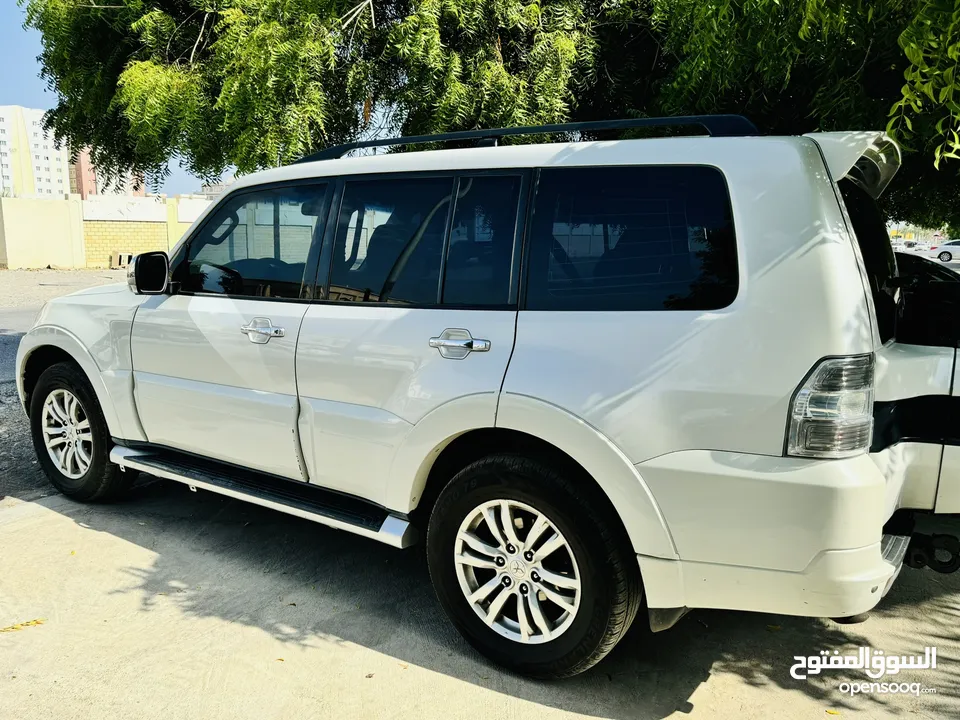 Mitsubishi pajero 3.5