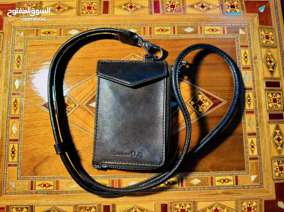محفظة Massimo Dutti الأصلية