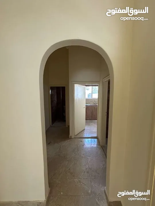 Studio for Rent in Amman Jabal Al Hussian, Include Water Bill, Separated Entrance, Studio Space 80m