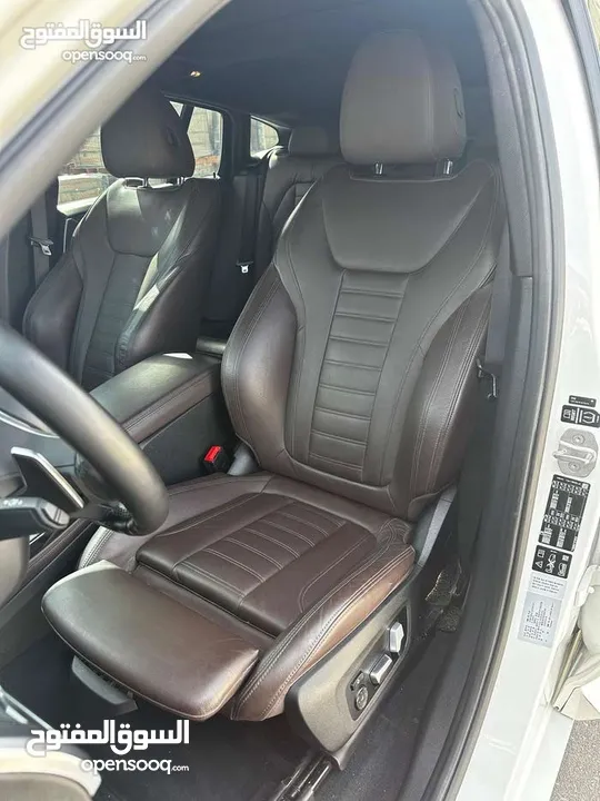 Bmwx4m 4*4 كوري