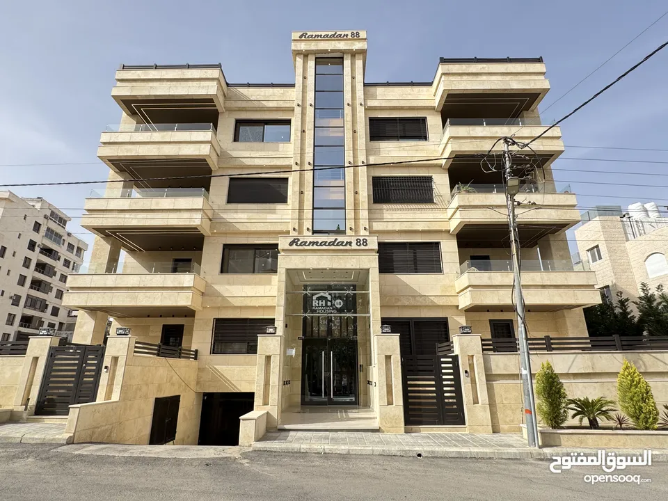 شقة مميزة باجمل مناطق النخيل مساحة221م طابق اول بتشطيبات مميزة