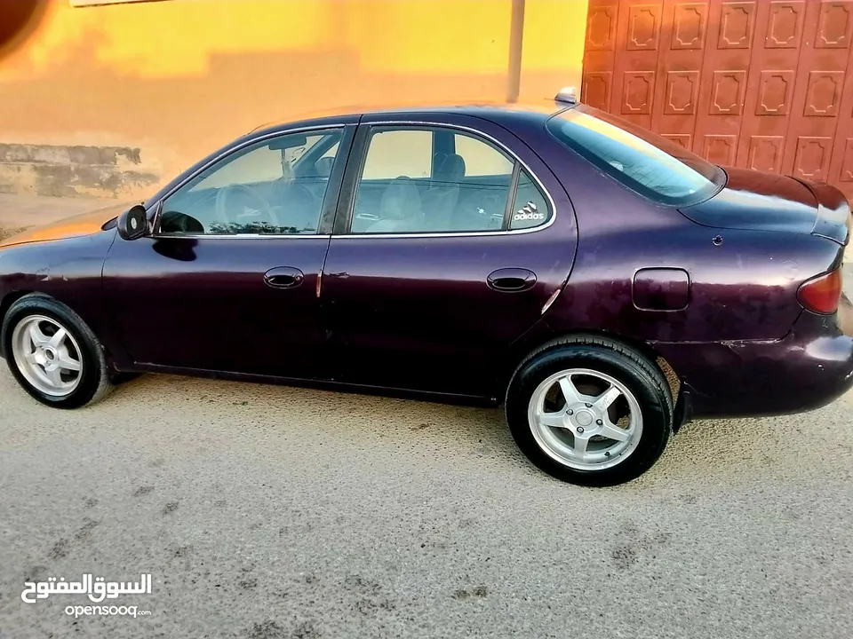 هونداي أفانتي 1996 أوتوماتيك – مرخصة وجاهزة  السعر المطلوب: 2000 دينار – قابل للتفاوض للجادين