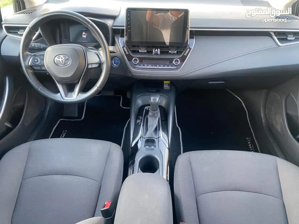 ‏ Corolla Hybrid 2019 ‏Toyota تويوتا كورولا هايبرد 2019  وارد المركزية  مالك شخص واحد فقط