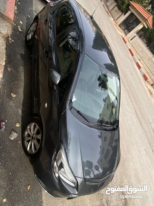 اوبل كورسا 2017