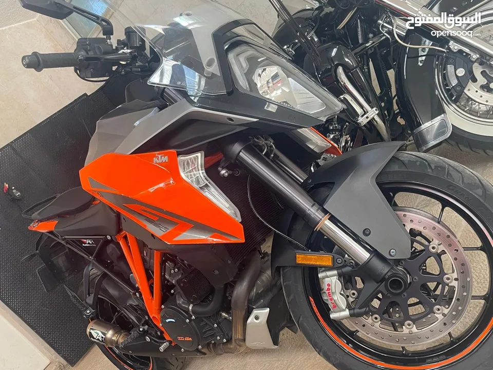 وحش الطرقات – KTM 1290 Super Duke GT موديل 2016  دراجة رياضية وسياحية فاخرة بحالة وكالة للبيع
