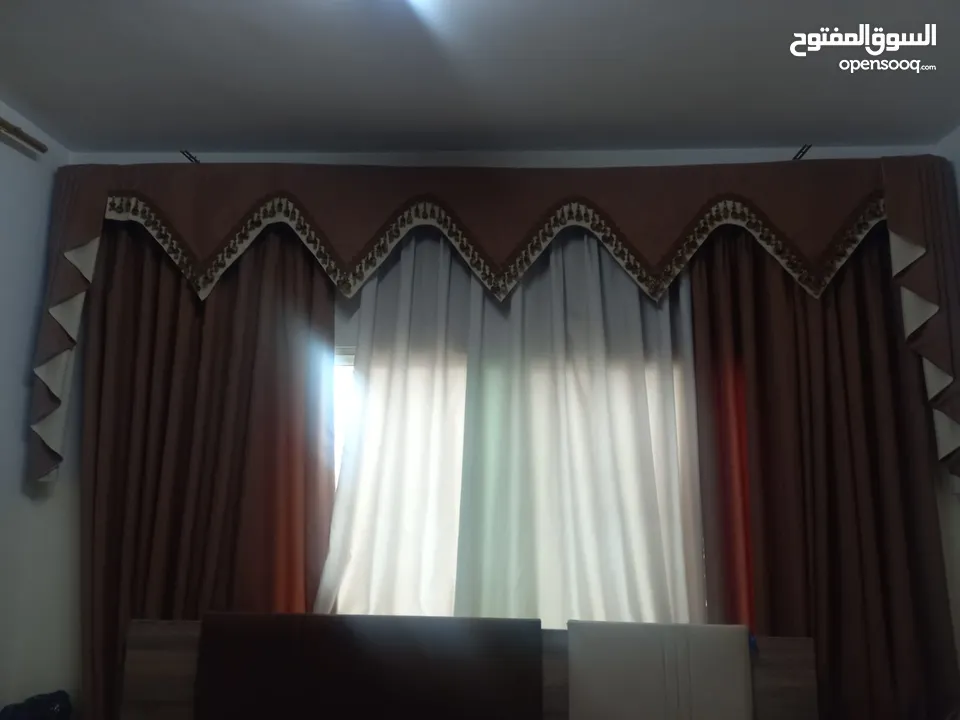 تخت مجوز مع برادي مع فرشه بوند