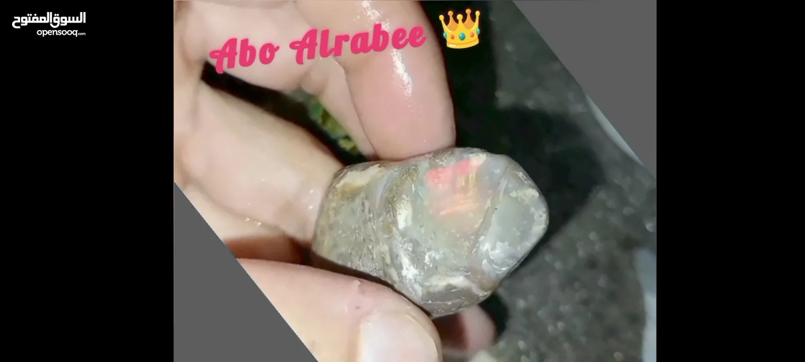 حجر اوبال نوع قوس قزح النادر حجر الاوبال الكريم فاير قوي جدا متعدد الألوان فاير احمر الأكثر ندرة