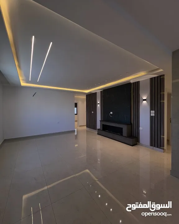 شقة مميزه وفاخره - الجبيهه- ام زويتينه-شارع الاردن - بالقرب من مدارس الرواد ومسجد سويلمين- اطلاله
