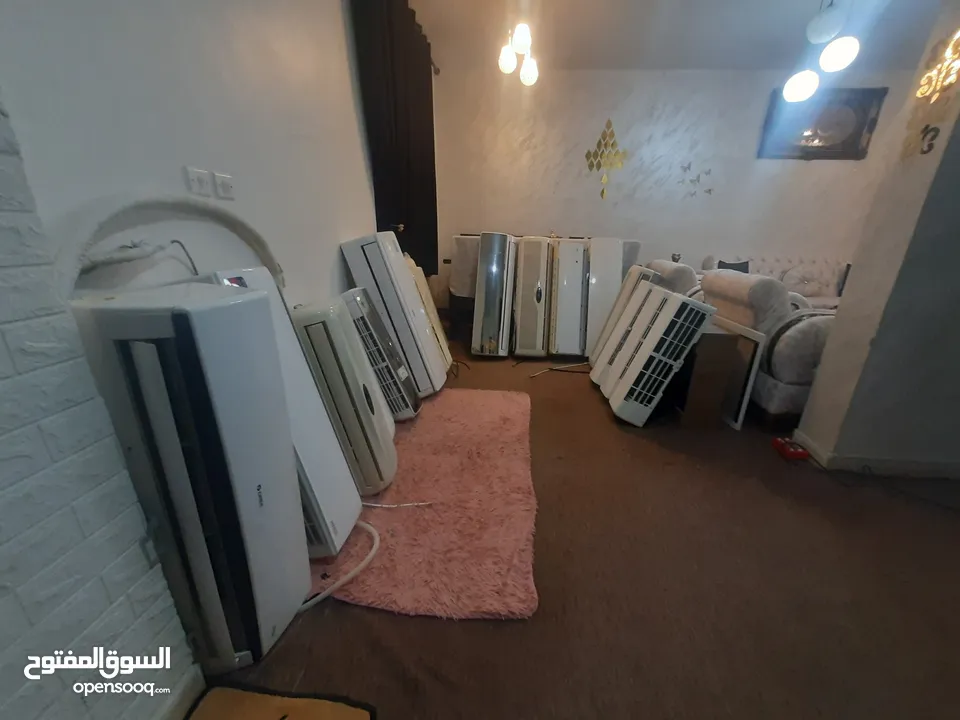 فني تكيف وتبريد فك وتركيب وصيانة جميع انواع المكيفات وقطع وحدات خارجية وداخلية