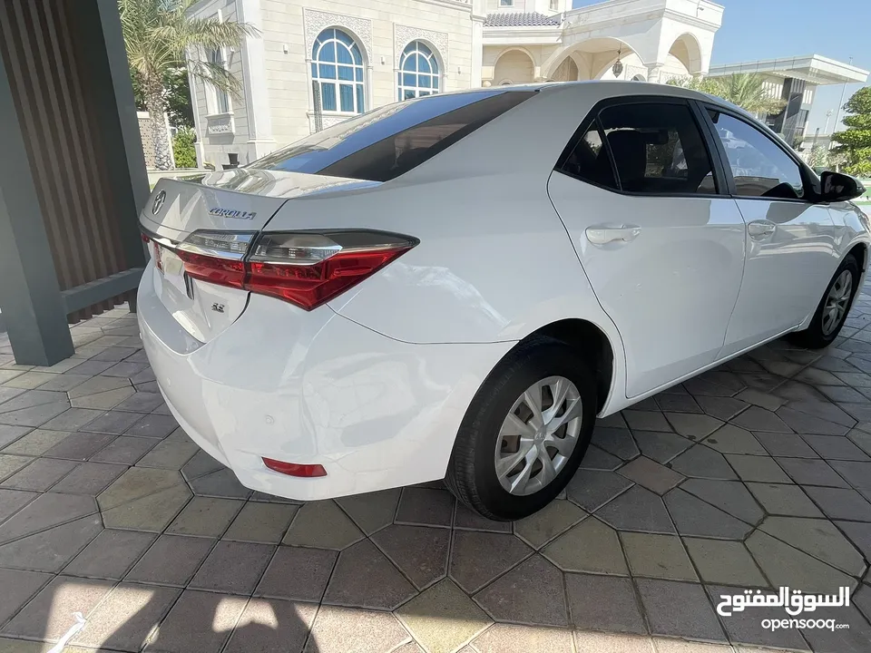 تويوتا كورولا 2018 للبيع. Toyota corolla