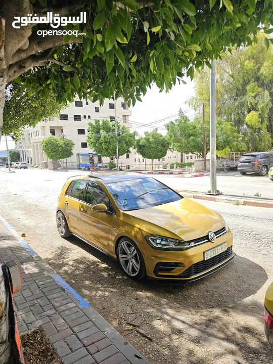 جولف ار لاين  R-line 2018
