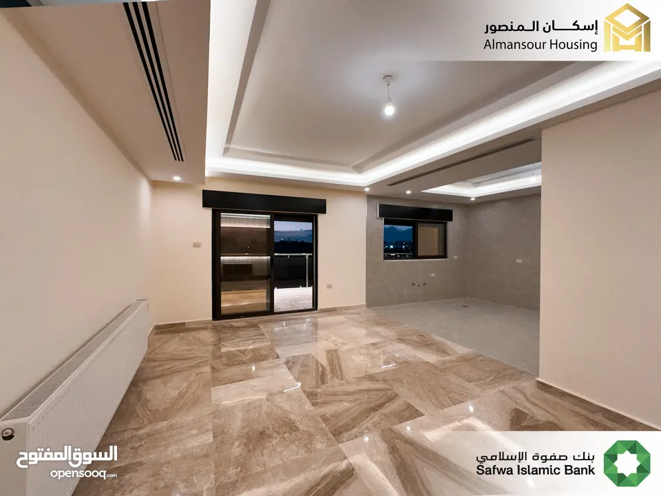 شقة طابق اول 190م2 يسار فاخرة للبيع في منطقة مكة مول/ مشروع مكة مول 5 (1/2) ( إسكان المنصور )