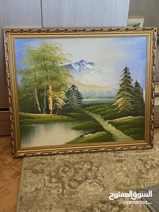 برواز عدد 2 رسم طبيعي مع برواز ذهبي الإطار بحاله ممتازه