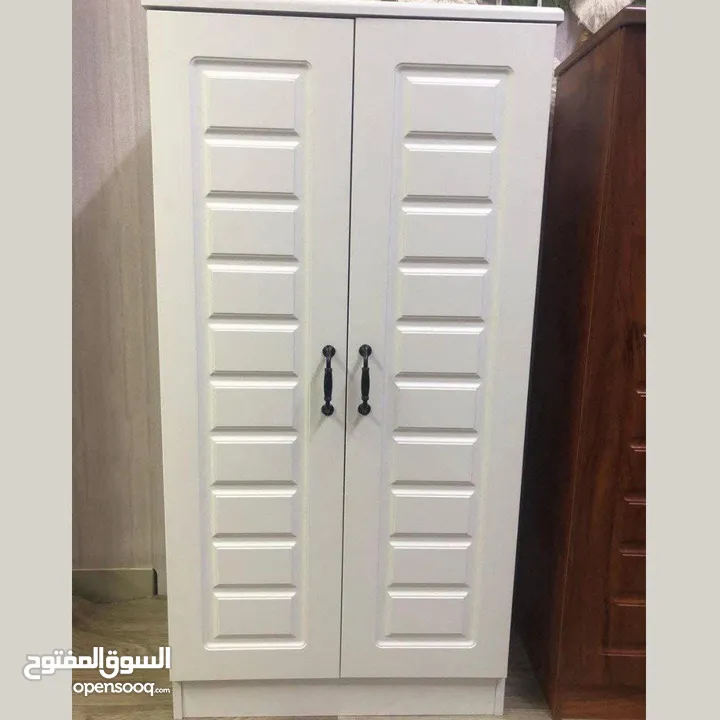 خزانة أحذية عصرية خزانة مرتبة وأنيقة لكل زاوية في البيت شكلها راقى وتصميمها بجنن وتركب بكل زاوية