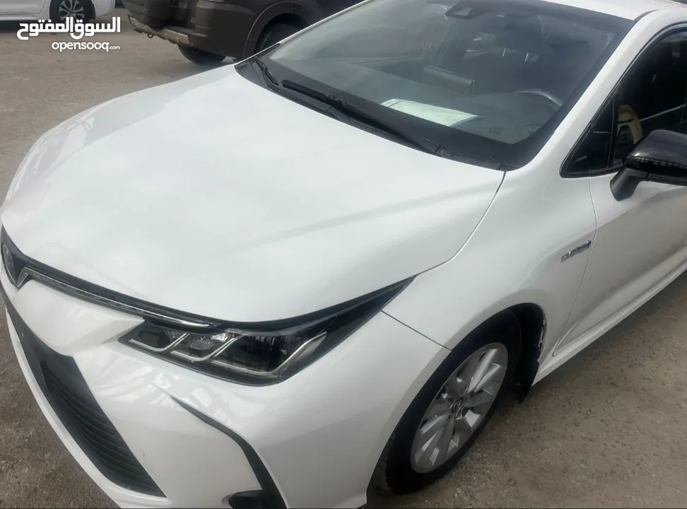 تويوتا كرولا 2019 بحالة ممتازة 4 جيد