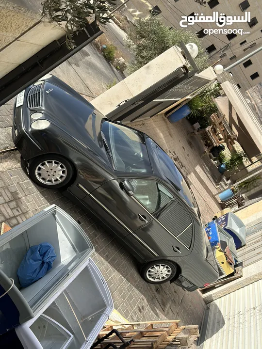 مرسيدس قرش ونص للبيع
