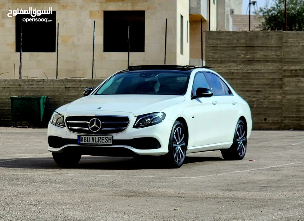 مرسيديس E300 هايبريد بنزين و كهرباء ترخيص 2020