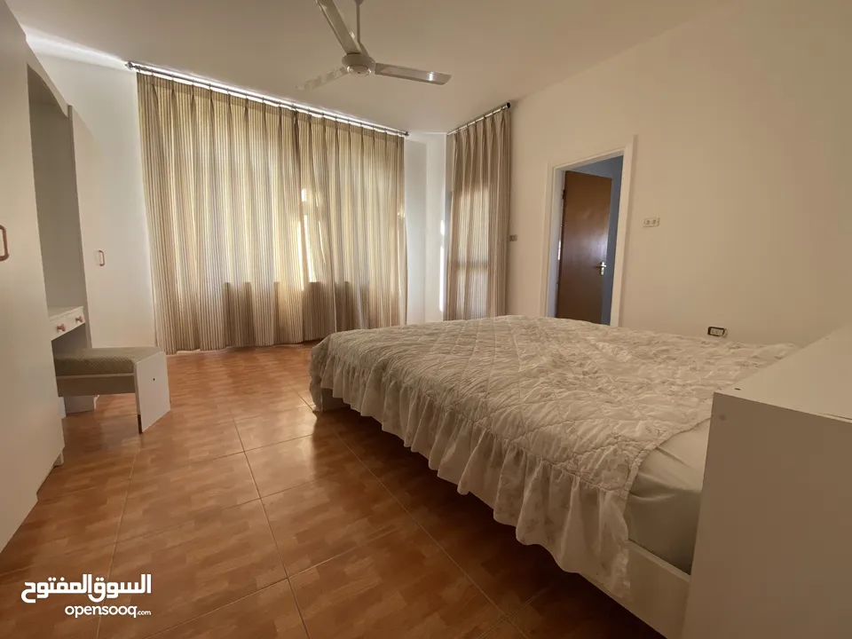 220 m2 Modern 3 Bedroom Furnished Apartment - Rent now in Shmesani