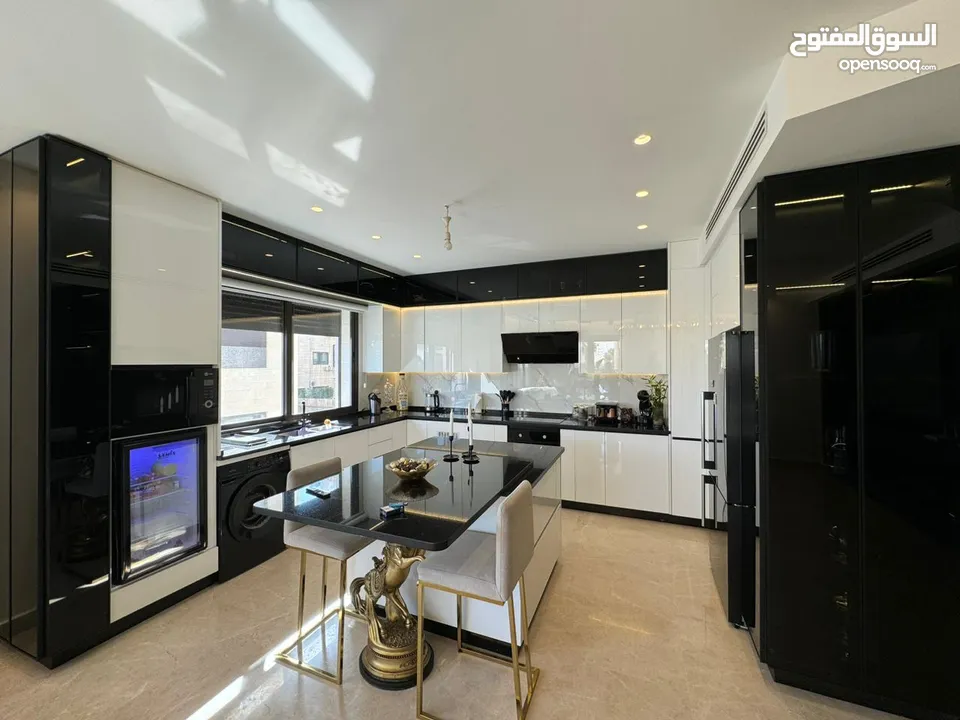 شقة 3 غرف نوم فخمة في دير غبار ( Property 37036 )-175011841