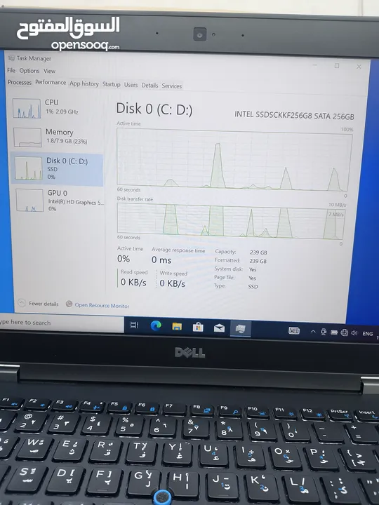 كور أي 7 الجيل 6 .الهارد 256  ssd . الرام 8 .   حجم الشاشة 14