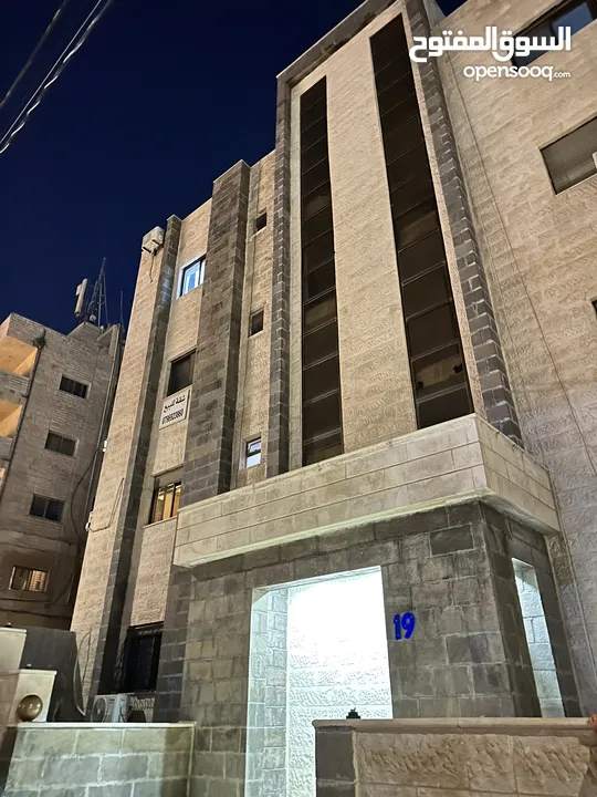 استوديو فخم للايجار قرب الجامعة الاردنية