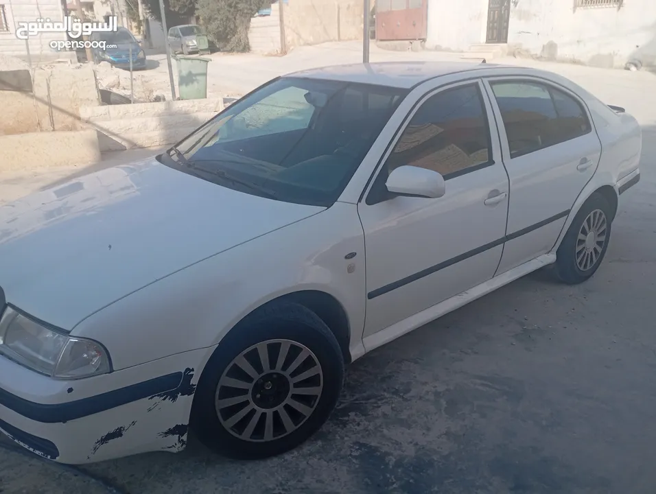 سكودا اوكتافيا موديل 2004