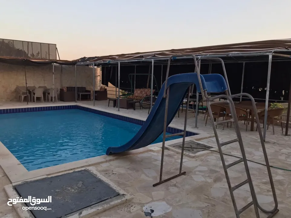 شاليهات استثمارية مميزة جدا عدد2 للبيع بسعر مغري جدا للبيع المستعجل منطقة الغور