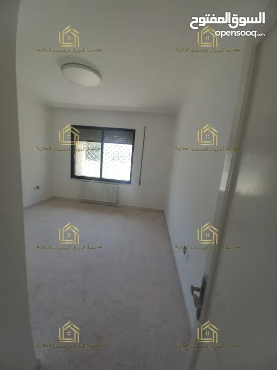 فيلا للايجار .. يوجد خيارات اخرى Villa for rent.. other options available / V152