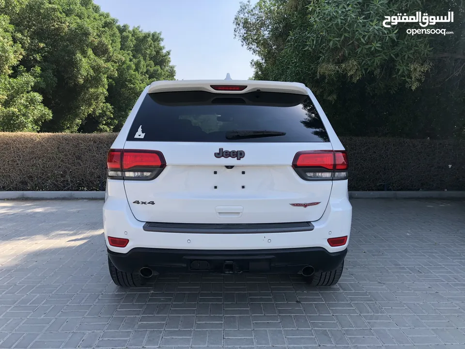 GEEP GRAND CHEROKEE FULL OPTIONS VERY CLEAN CAR MODEL 2019