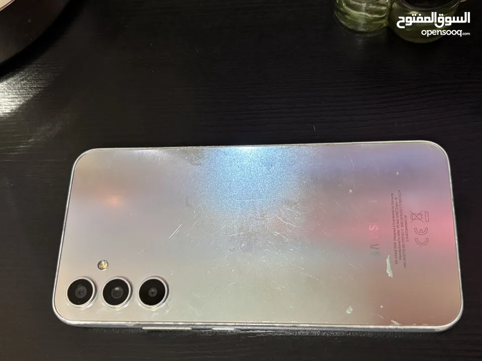 سامسونج A34  الهاتف يعمل بسلاسة، ولم يتم فتحه أو إصلاحه من قبل  Samsung Galaxy A34