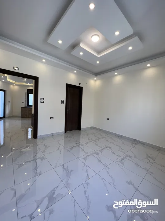 شقة هاي ديلوكس لعرسان او لعائلة صغيرة شفابدران بالقرب من دوار جامعة العلوم التطبيقية مقابل اورانج